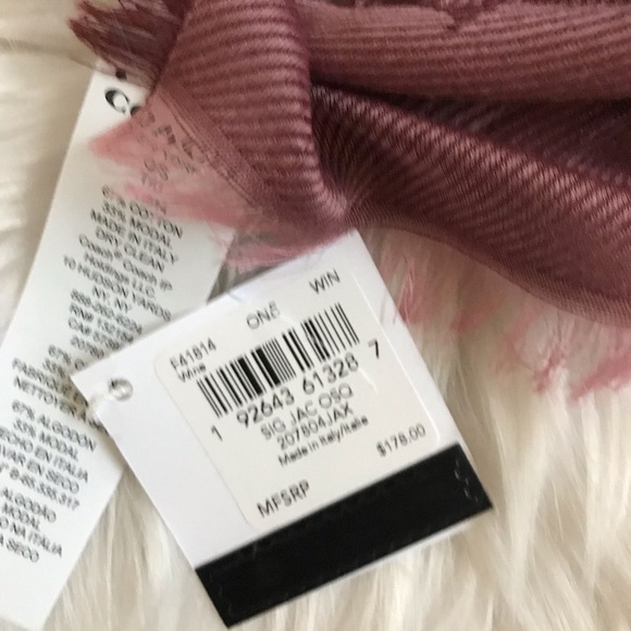 ✨New Coach Dry Rose Pink Signature Logo Scarf - Picture 4 of 5